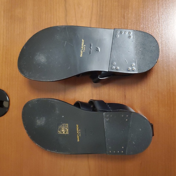 Saint Laurent Black Open Toe Flat Sandals - Picture 8 of 8